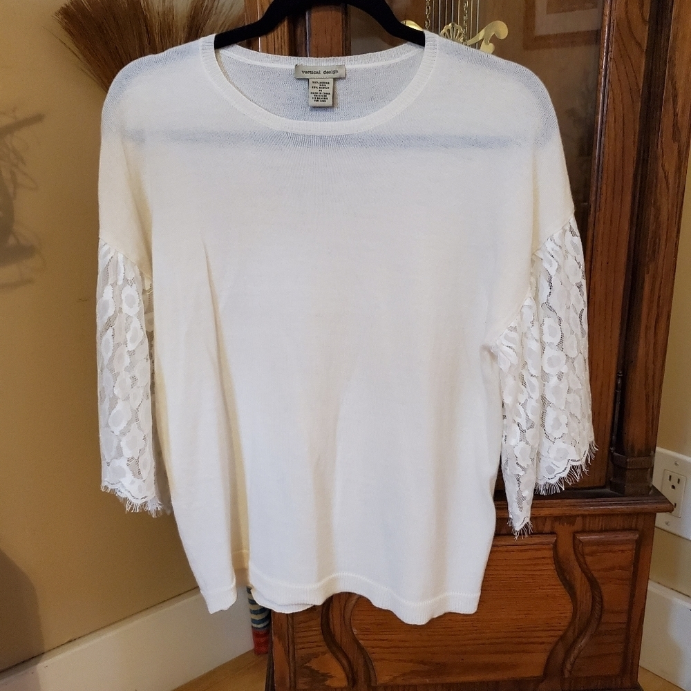 Vertical Design Women's Laced Sleeve Sweater - Picture 2 of 5